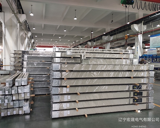 密集母線(xiàn)槽